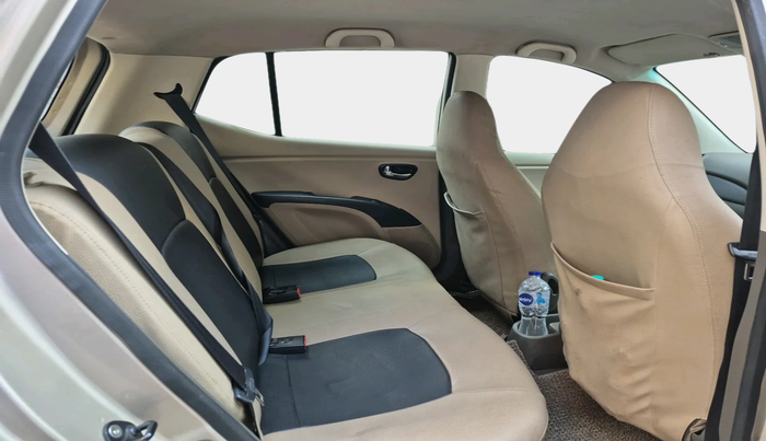 2012 Hyundai i10 MAGNA 1.2, Petrol, Manual, 31,758 km, interior