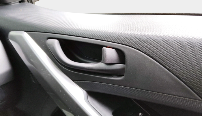 2023 Tata NEXON XM PLUS SUNROOF PETROL, Petrol, Manual, 11,960 km, interior