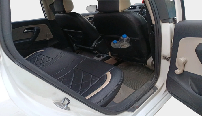 2011 Volkswagen Polo COMFORTLINE 1.2L PETROL, Petrol, Manual, 41,952 km, interior