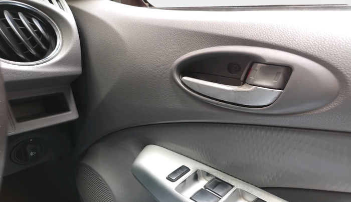 2011 Toyota Etios V, Petrol, Manual, 81,562 km, interior