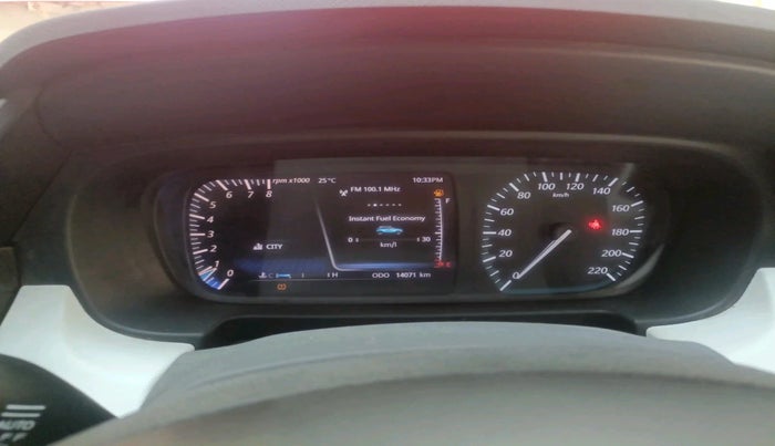 2023 Tata PUNCH Creative Dual Tone MT Sunroof, Petrol, Manual, 14,071 km, interior