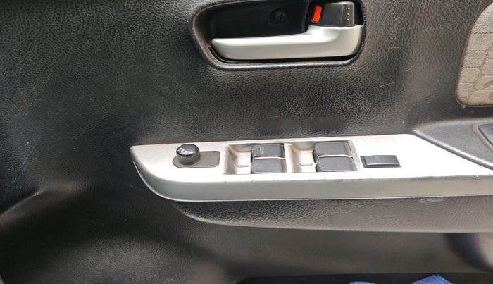 2016 Maruti Wagon R 1.0 VXI, Petrol, Manual, 52,802 km, interior