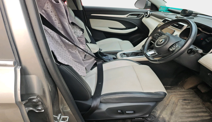 2023 MG ASTOR SHARP 1.5 CVT, Petrol, Automatic, 47,002 km, interior