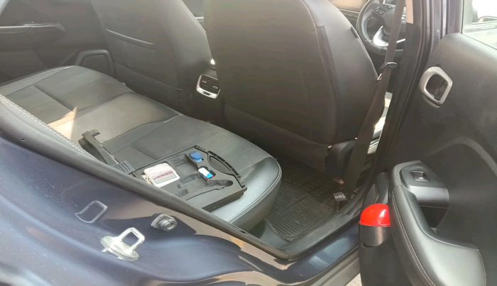 2019 Hyundai VENUE SX 1.0 (O) TURBO, Petrol, Manual, 65,006 km, interior