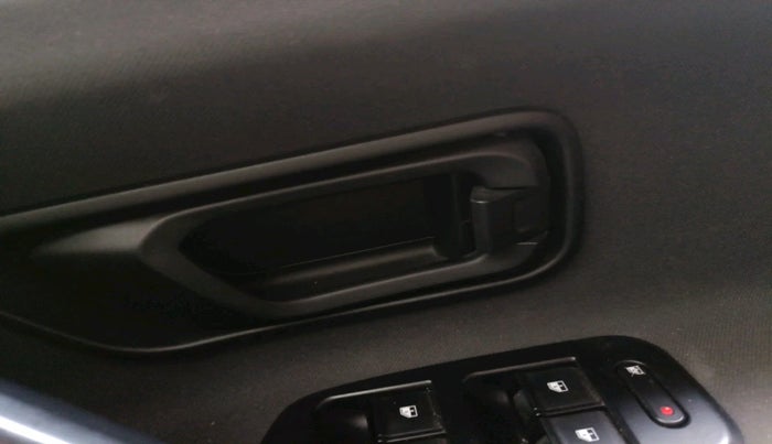 2022 Tata Safari XM, Diesel, Manual, 20,056 km, interior