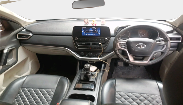 2022 Tata Safari XM, Diesel, Manual, 20,056 km, interior