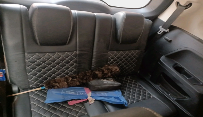 2022 Tata Safari XM, Diesel, Manual, 20,056 km, interior