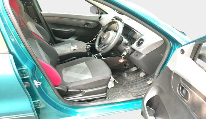 2021 Renault Kwid RXT 1.0 (O), Petrol, Manual, 23,603 km, interior