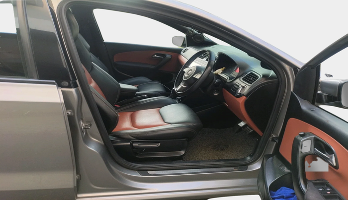 2011 Volkswagen Vento HIGHLINE PETROL AT, Petrol, Automatic, 47,867 km, interior