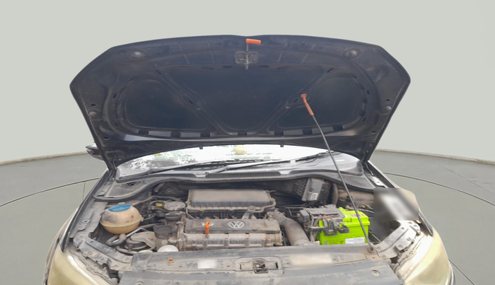 2011 Volkswagen Vento HIGHLINE 1.6 MPI, Petrol, Manual, 78,654 km, exterior