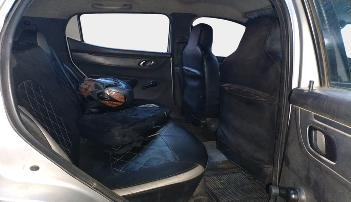 2016 Renault Kwid RXL, Petrol, Manual, 2,37,663 km, interior