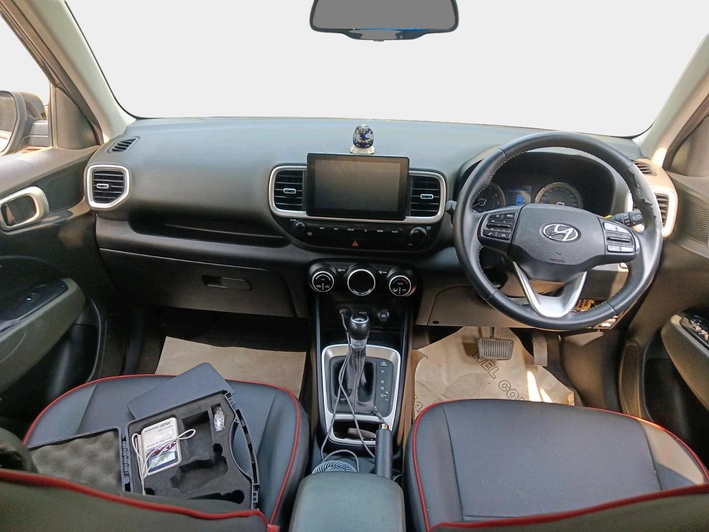2019 Hyundai VENUE SX PLUS 1.0 TURBO DCT, Petrol, Automatic, 62,327 km, interior