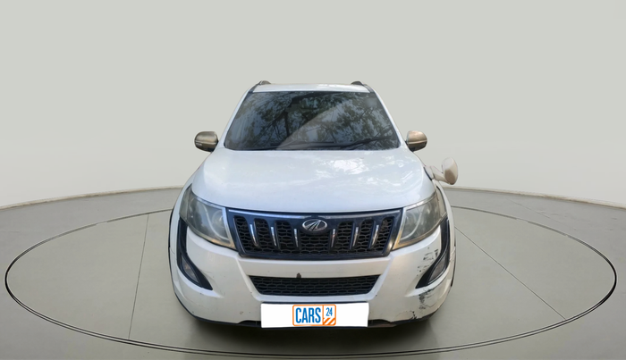 2016 Mahindra XUV500 W6, Diesel, Manual, 88,867 km, exterior