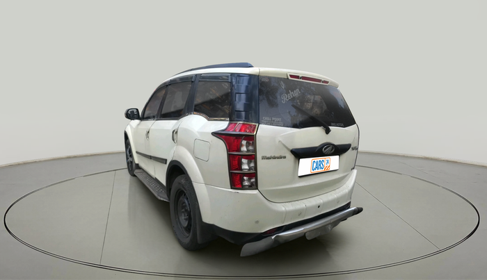 2016 Mahindra XUV500 W6, Diesel, Manual, 88,867 km, exterior