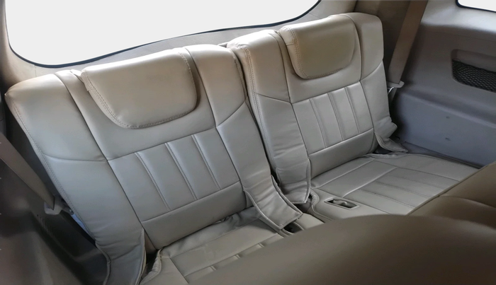 2016 Mahindra XUV500 W6, Diesel, Manual, 88,867 km, interior