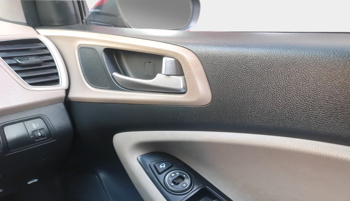 2020 Hyundai Elite i20 SPORTZ PLUS 1.2, Petrol, Manual, 68,646 km, interior