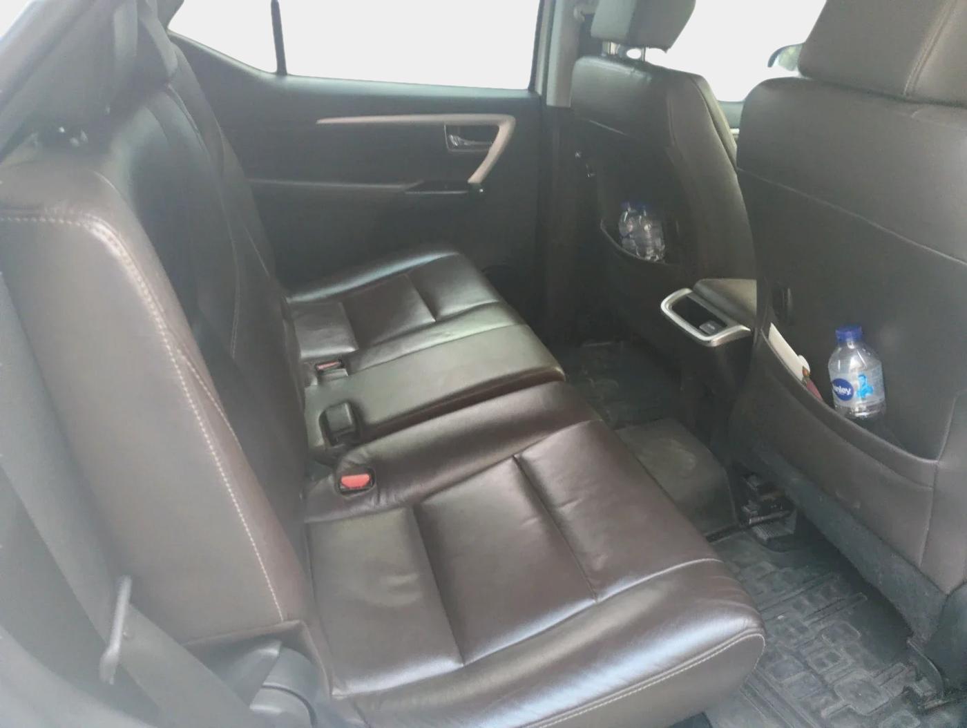 2017 Toyota Fortuner 2.8 4X2 MT, Diesel, Manual, 34,751 km, interior