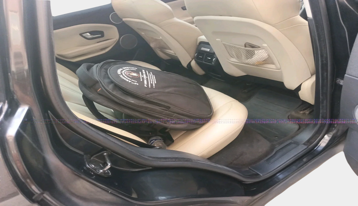 2016 Landrover Freelander 2.0 HSE, Diesel, Automatic, 1,70,529 km, interior