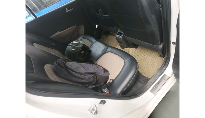 2018 Hyundai Grand i10 SPORTZ 1.2 KAPPA VTVT, Petrol, Manual, 42,160 km, interior