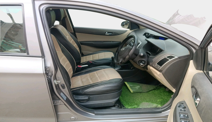 2013 Hyundai i20 MAGNA 1.2, Petrol, Manual, 51,721 km, interior