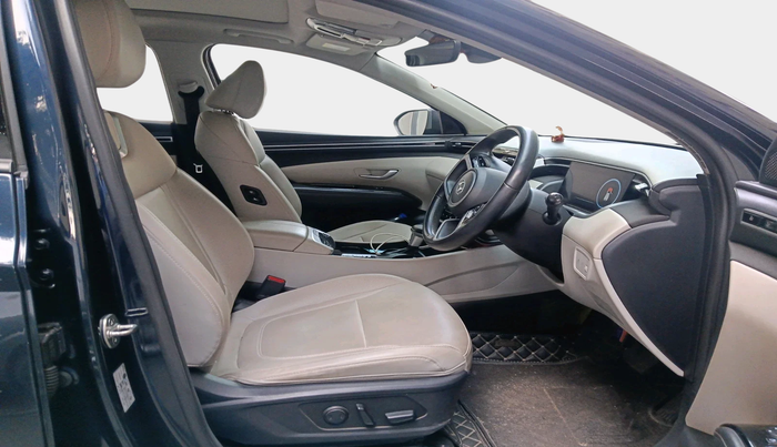 2023 Hyundai Tucson SIGNATURE 2.0 AT PETROL, Petrol, Automatic, 17,934 km, interior