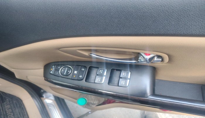 2020 KIA CARNIVAL LIMOUSINE 2.2 7 STR, Diesel, Automatic, 98,257 km, interior