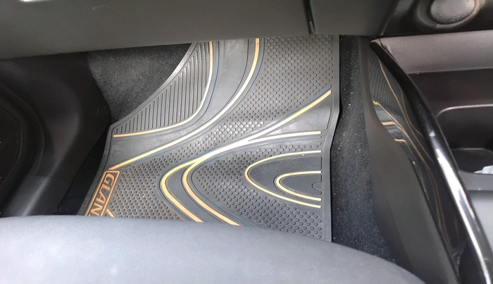 2023 Toyota Glanza E, Petrol, Manual, 20,281 km, interior