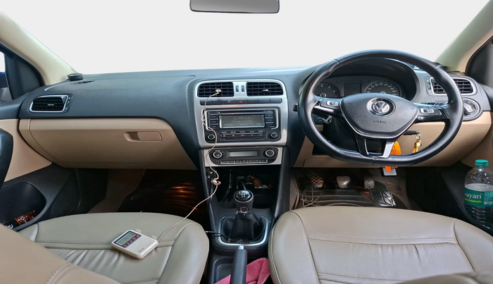 2015 Volkswagen Polo HIGHLINE1.2L, Petrol, Manual, 80,846 km, interior