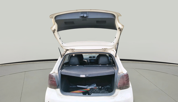 2011 Volkswagen Polo HIGHLINE 1.6L, Petrol, Manual, 1,20,090 km, exterior