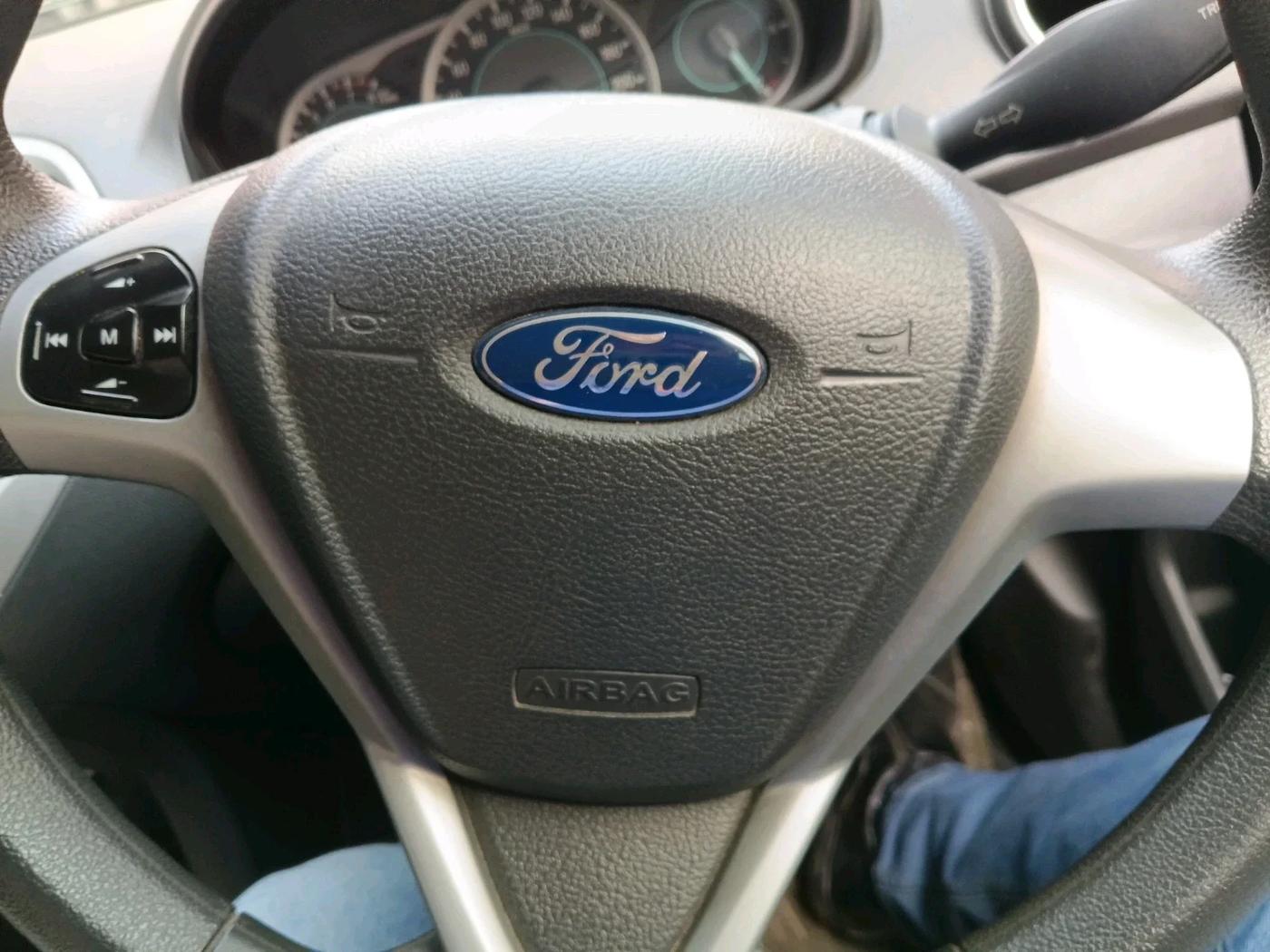 2016 Ford Figo Aspire TREND 1.2 PETROL, Petrol, Manual, 1,03,132 km, interior
