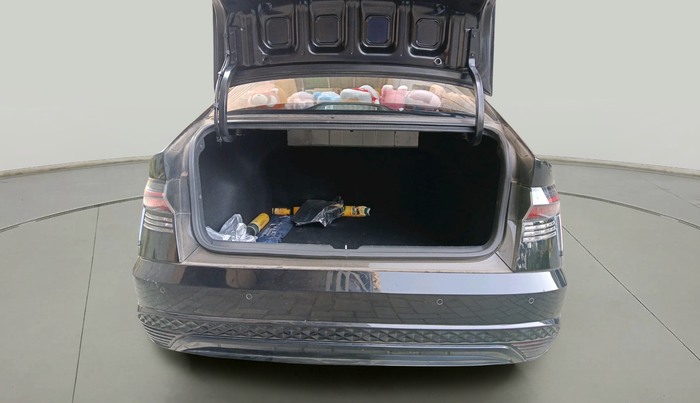 2024 Hyundai Verna SX 1.5 l MPI, Petrol, Manual, 5,257 km, exterior