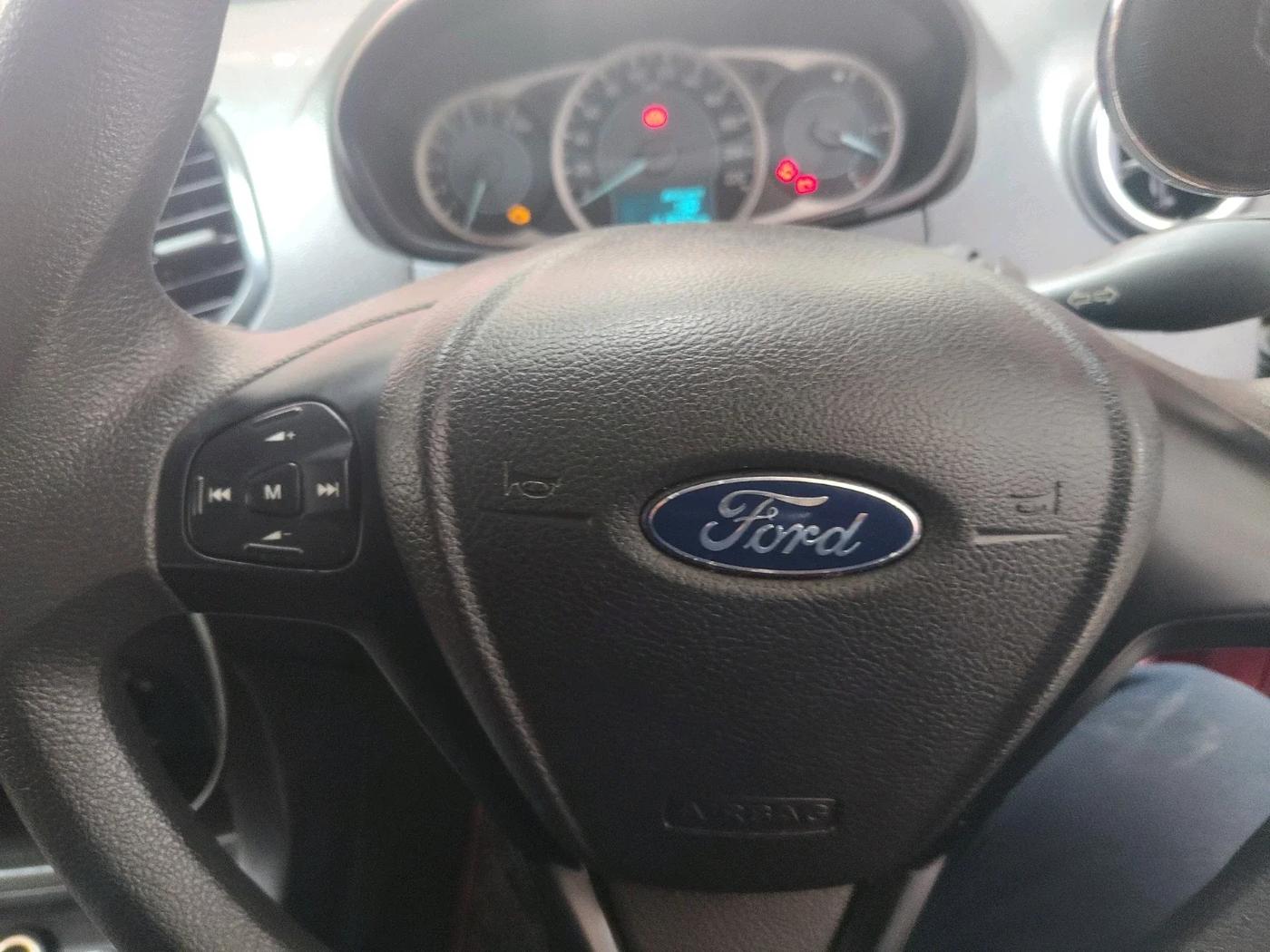 2017 Ford Figo Aspire TREND 1.2 PETROL, Petrol, Manual, 42,323 km, interior