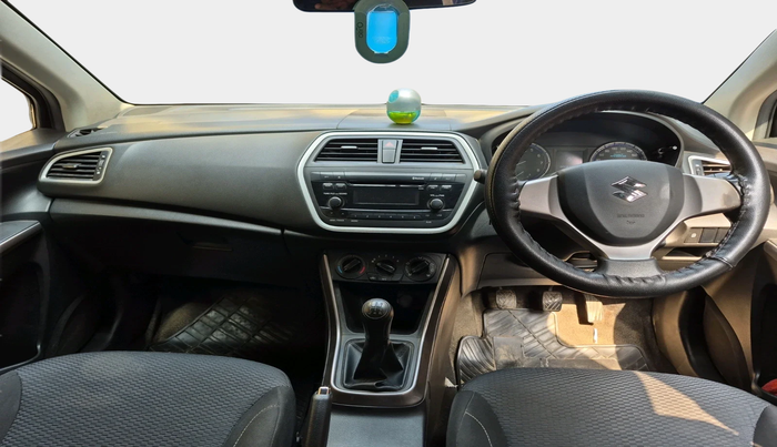 2022 Maruti S Cross SIGMA 1.5, Petrol, Manual, 47,039 km, interior