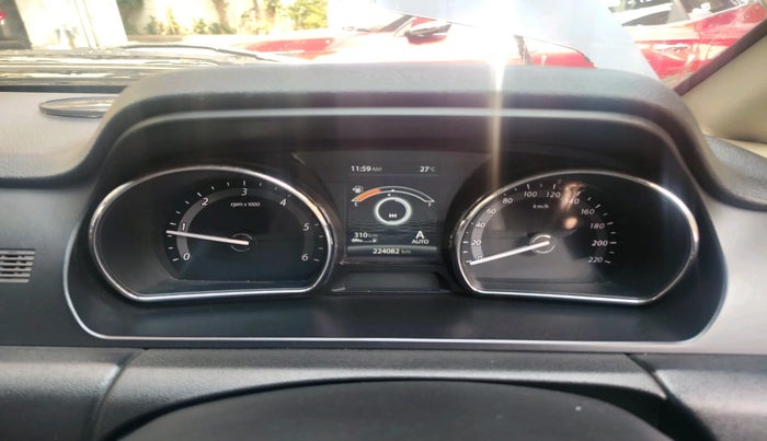 2018 Tata Hexa XM 4X2 7 STR, Diesel, Manual, 2,24,082 km, interior