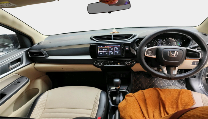 2023 Honda Amaze 1.2L I-VTEC VX CVT, Petrol, Automatic, 14,172 km, interior