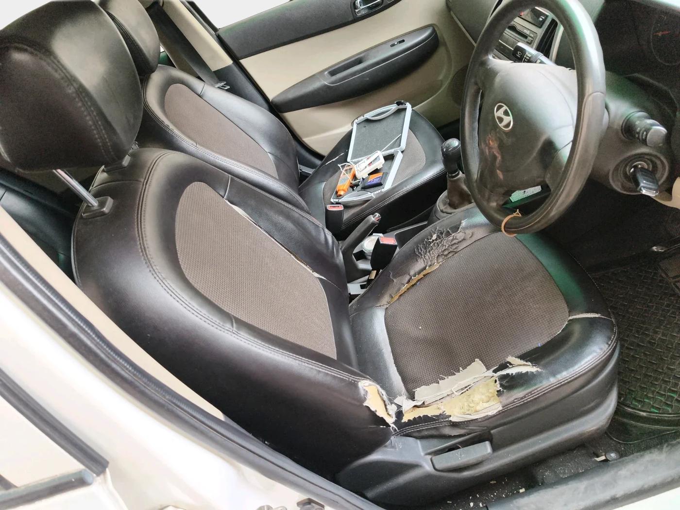 2013 Hyundai i20 MAGNA (O) 1.4 CRDI, Diesel, Manual, 1,09,972 km, interior