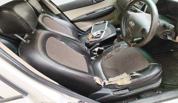 2013 Hyundai i20 MAGNA (O) 1.4 CRDI, Diesel, Manual, 1,09,972 km, interior