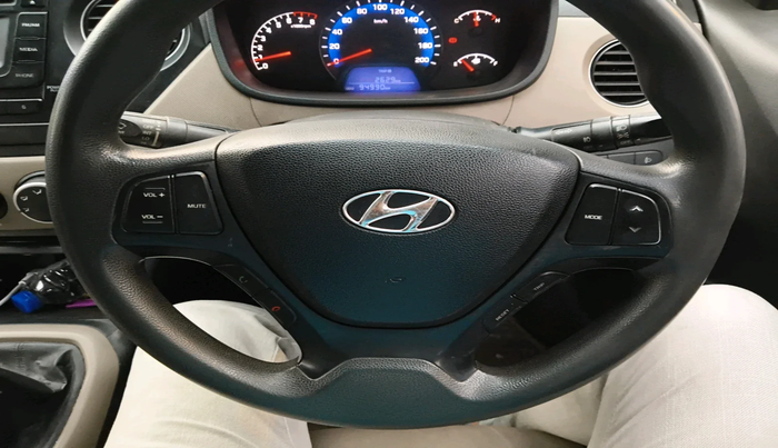 2014 Hyundai Xcent S 1.2, Petrol, Manual, 94,990 km, interior