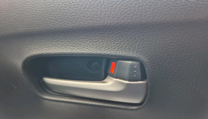 2012 Maruti Wagon R 1.0 LXI, Petrol, Manual, 21,658 km, interior