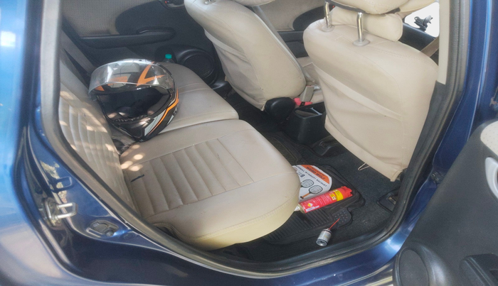 2010 Honda Jazz 1.2L I-VTEC BASE, Petrol, Manual, 80,524 km, interior