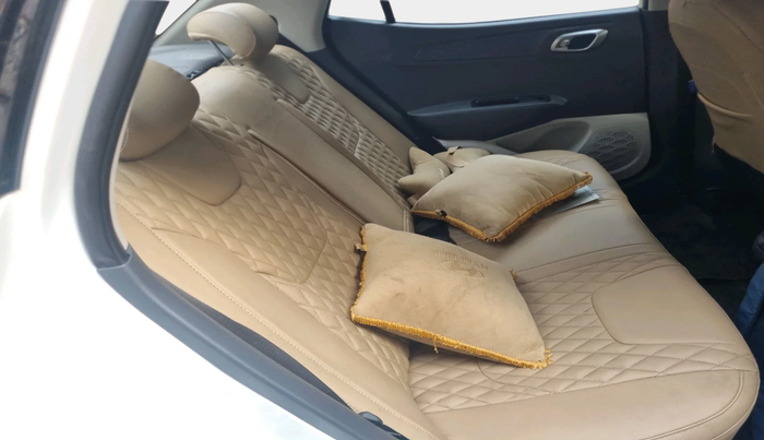 2022 Hyundai AURA SX 1.2, Petrol, Manual, 6,077 km, interior