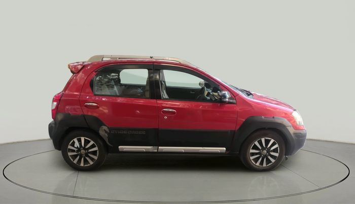 2014 Toyota Etios CROSS 1.5 V, Petrol, Manual, 97,101 km, exterior