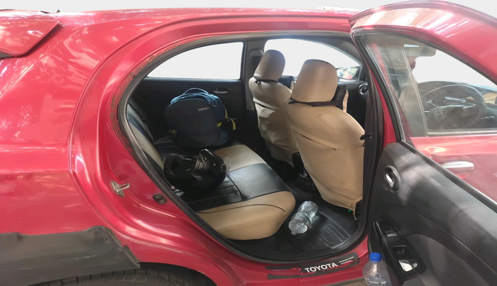 2014 Toyota Etios CROSS 1.5 V, Petrol, Manual, 97,101 km, interior