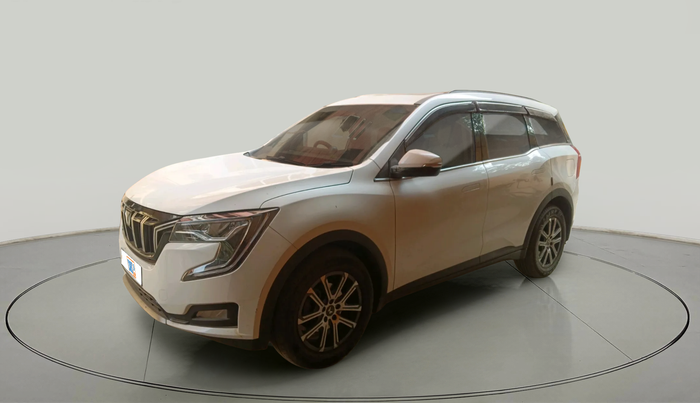 2023 Mahindra XUV700 AX 7 P AT 7 STR, Petrol, Automatic, 23,245 km, exterior