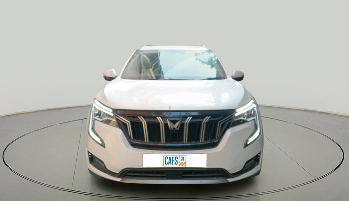 2023 Mahindra XUV700 AX 7 P AT 7 STR, Petrol, Automatic, 23,245 km, exterior