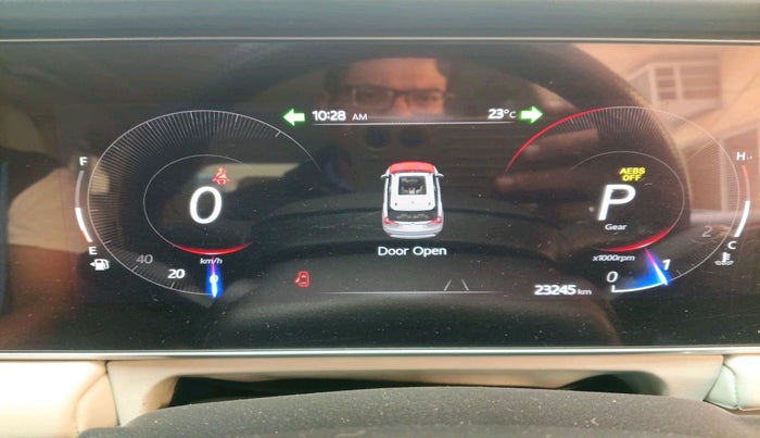 2023 Mahindra XUV700 AX 7 P AT 7 STR, Petrol, Automatic, 23,245 km, interior