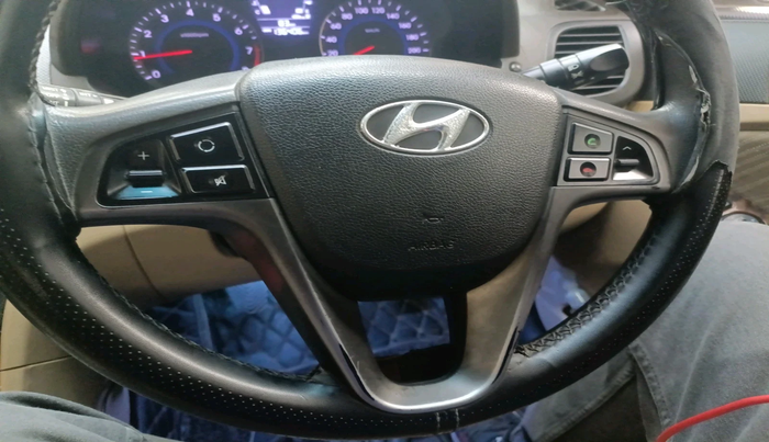 2015 Hyundai Verna FLUIDIC 4S 1.6 VTVT S, Petrol, Manual, 1,36,406 km, interior