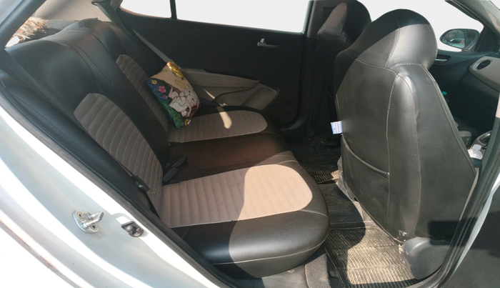 2016 Hyundai Grand i10 SPORTZ 1.2 KAPPA VTVT, Petrol, Manual, 36,074 km, interior