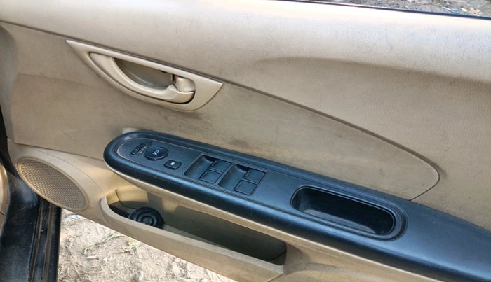 2016 Honda Amaze 1.5L I-DTEC S, Diesel, Manual, 40,793 km, interior