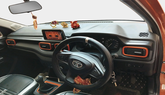 2022 Tata PUNCH ADVENTURE MT, Petrol, Manual, 15,106 km, interior